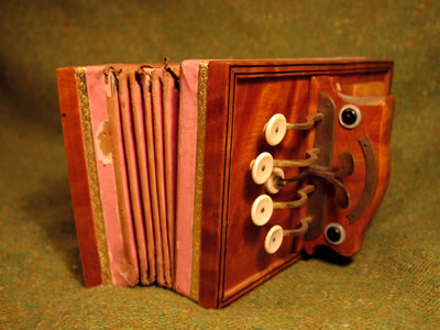 10-key Anglo-German concertina by Charles Eulenstein